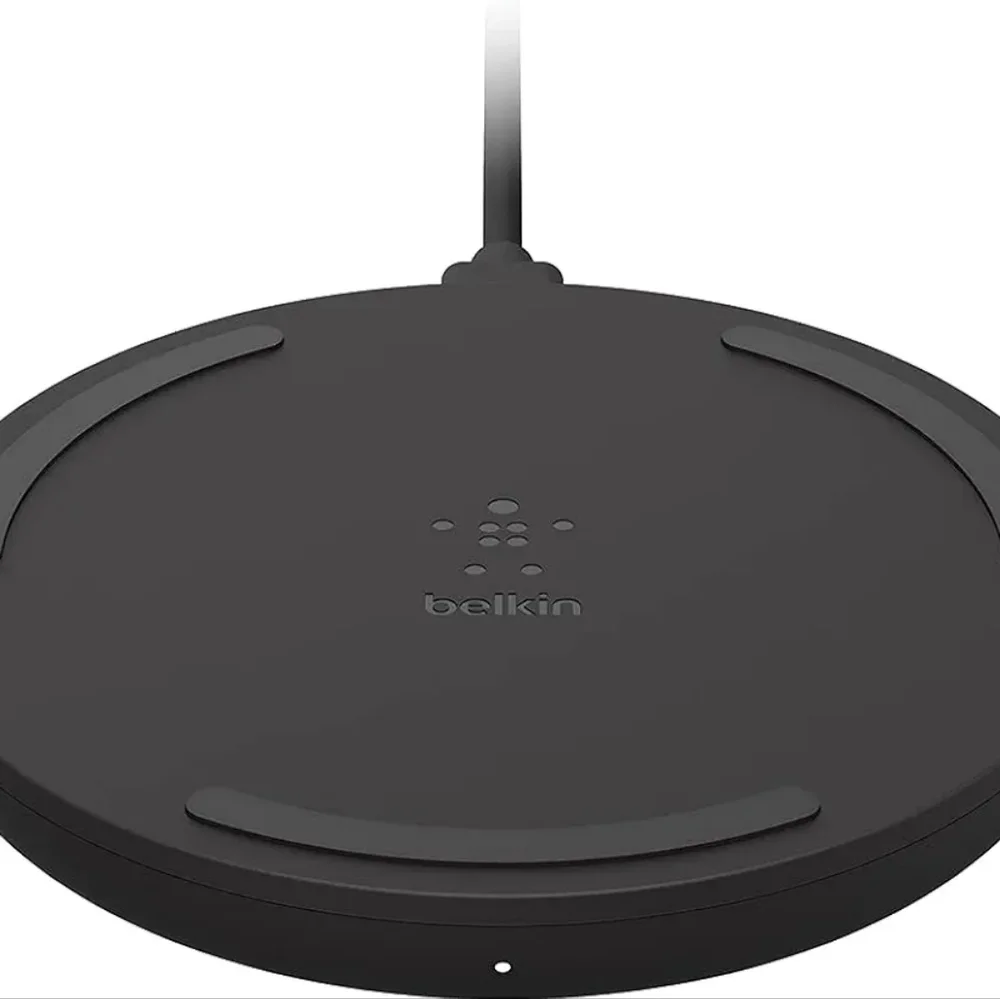 Belkin Wireless Charger - Qi-Certified 10W Max Fast Charging Pad - Quick Charge